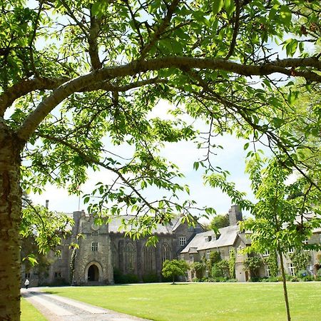 Dartington Hall Totnes Kültér fotó